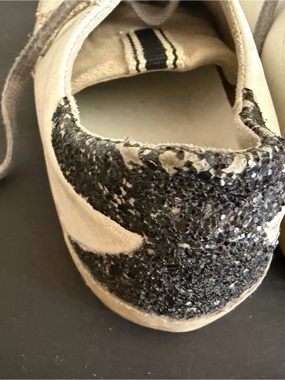 Women’s Cream and Tan Glitter Star Sneakers
